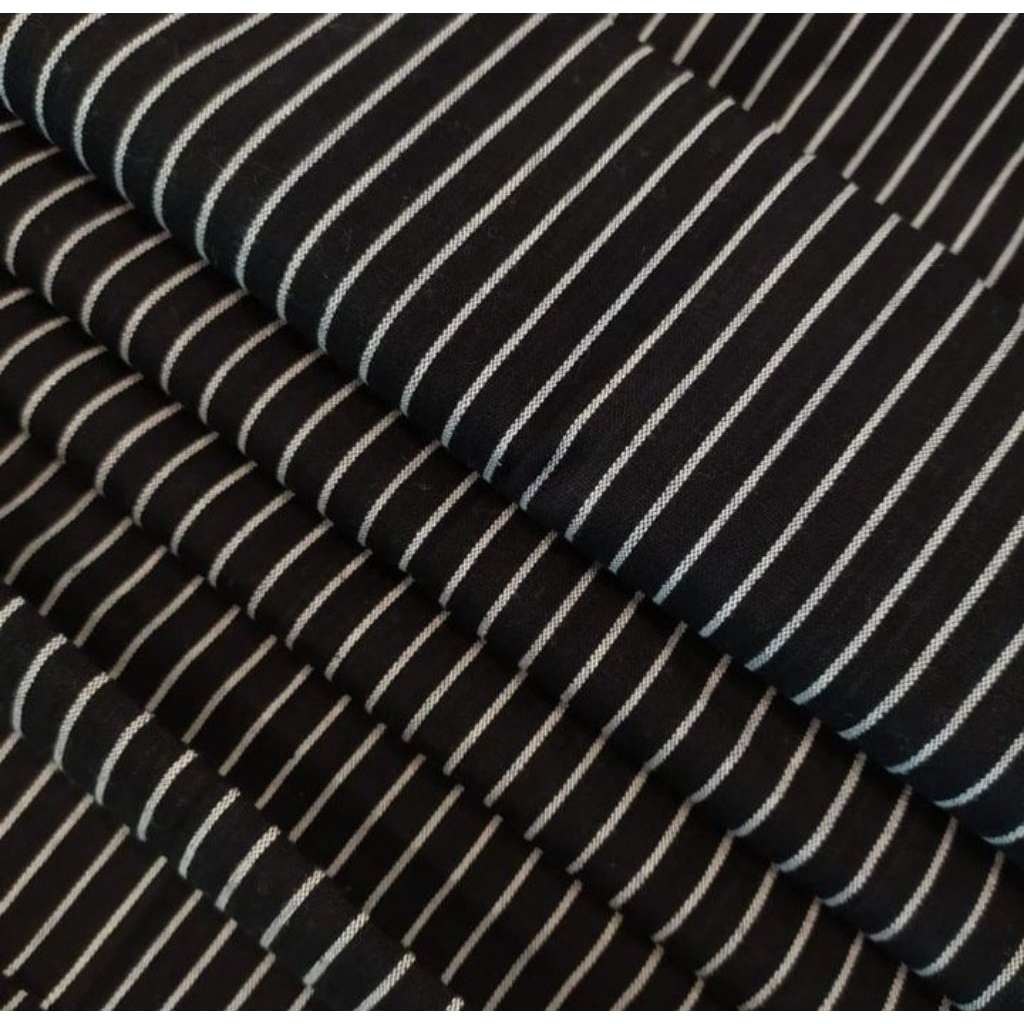 Kain Lurik Monocrome Hitam Putih 1 Garis