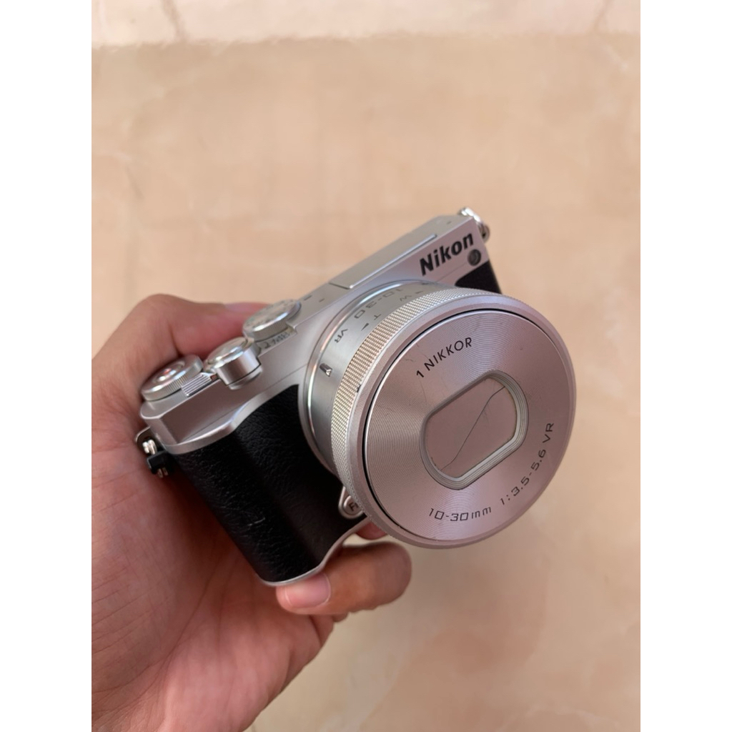 MIRRORLESS NIKON 1 J5 / KAMERA NIKON J5
