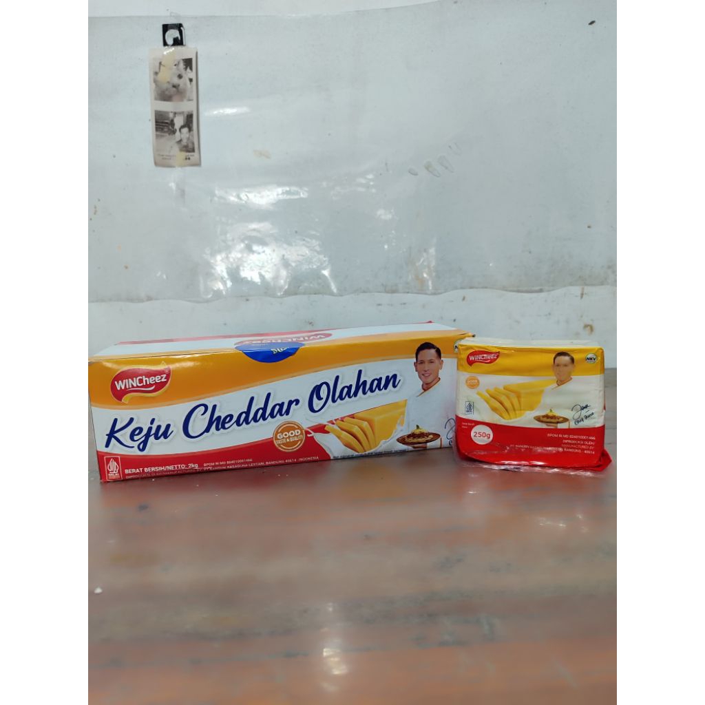 

keju Cheddar WINCHEEZ 1 slop 250 gram isi 8 pcs
