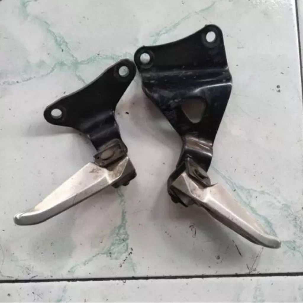 Bustep step belakang motor Mio sporty / Mio smile/ ORIGINAL