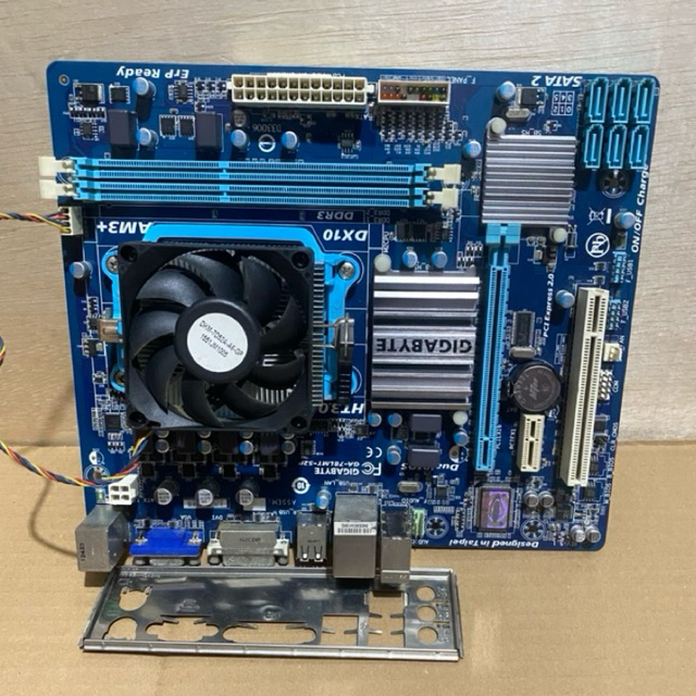 Motherboard Mobo Amd Am3+ Pluss Prosesor Phenom II X4 945