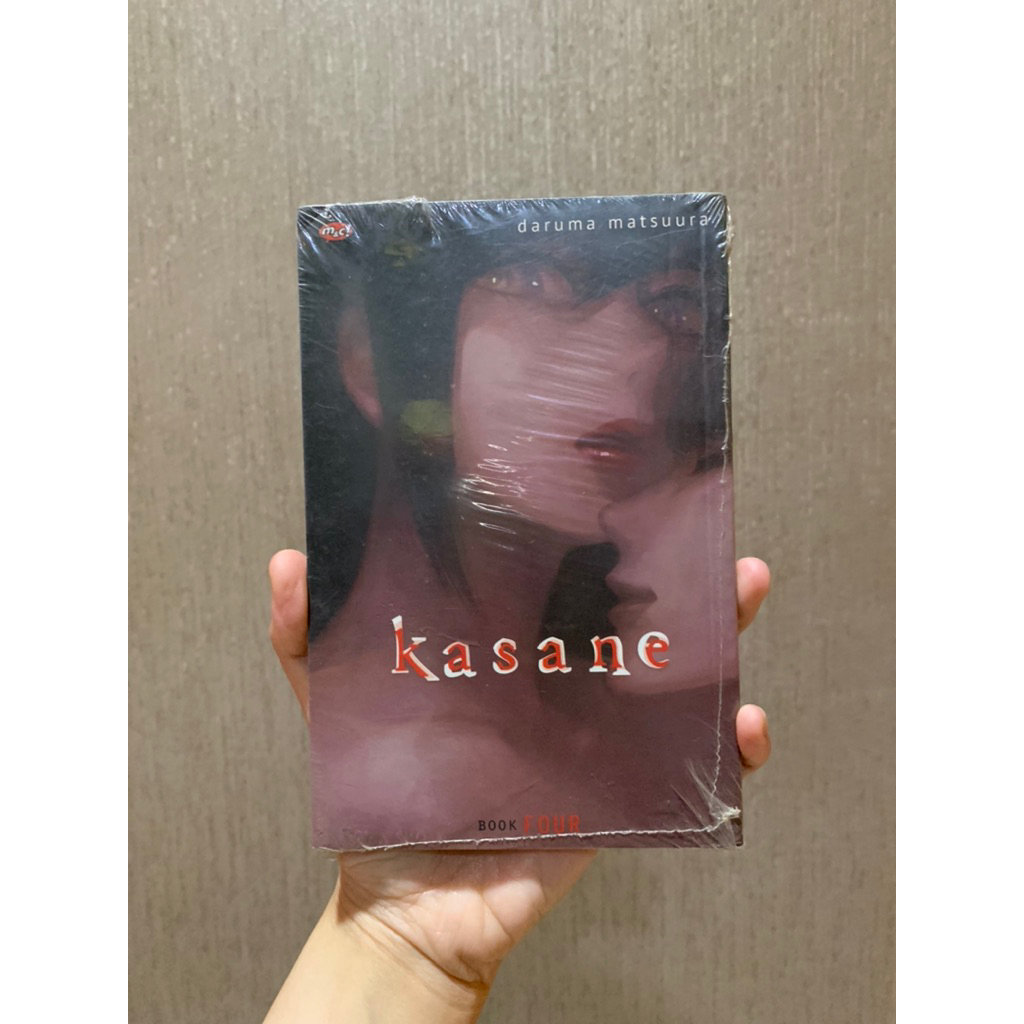 Komik Kasane Volume 4
