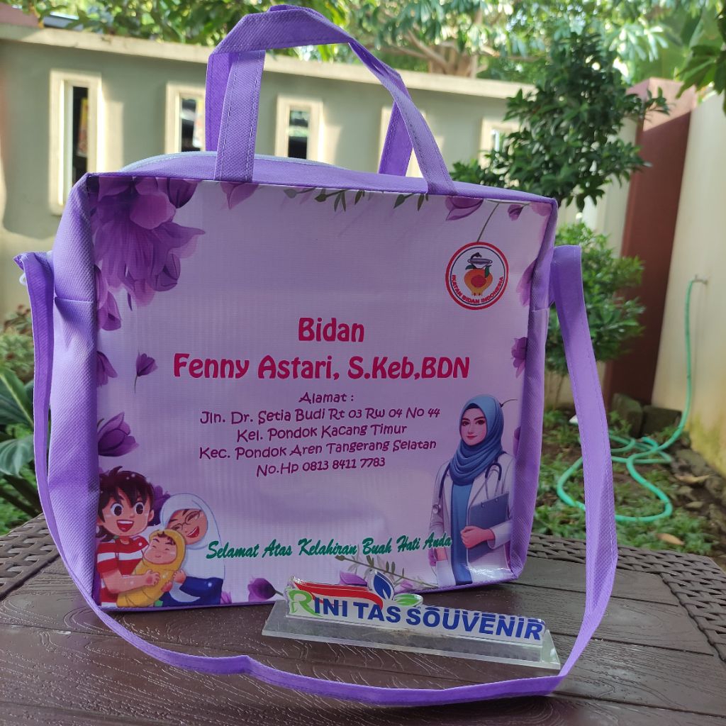 

TAS PARTUS BIDAN TAS SOUVENIR BIDAN RESLETING SLEMPANG TAS BIDAN
