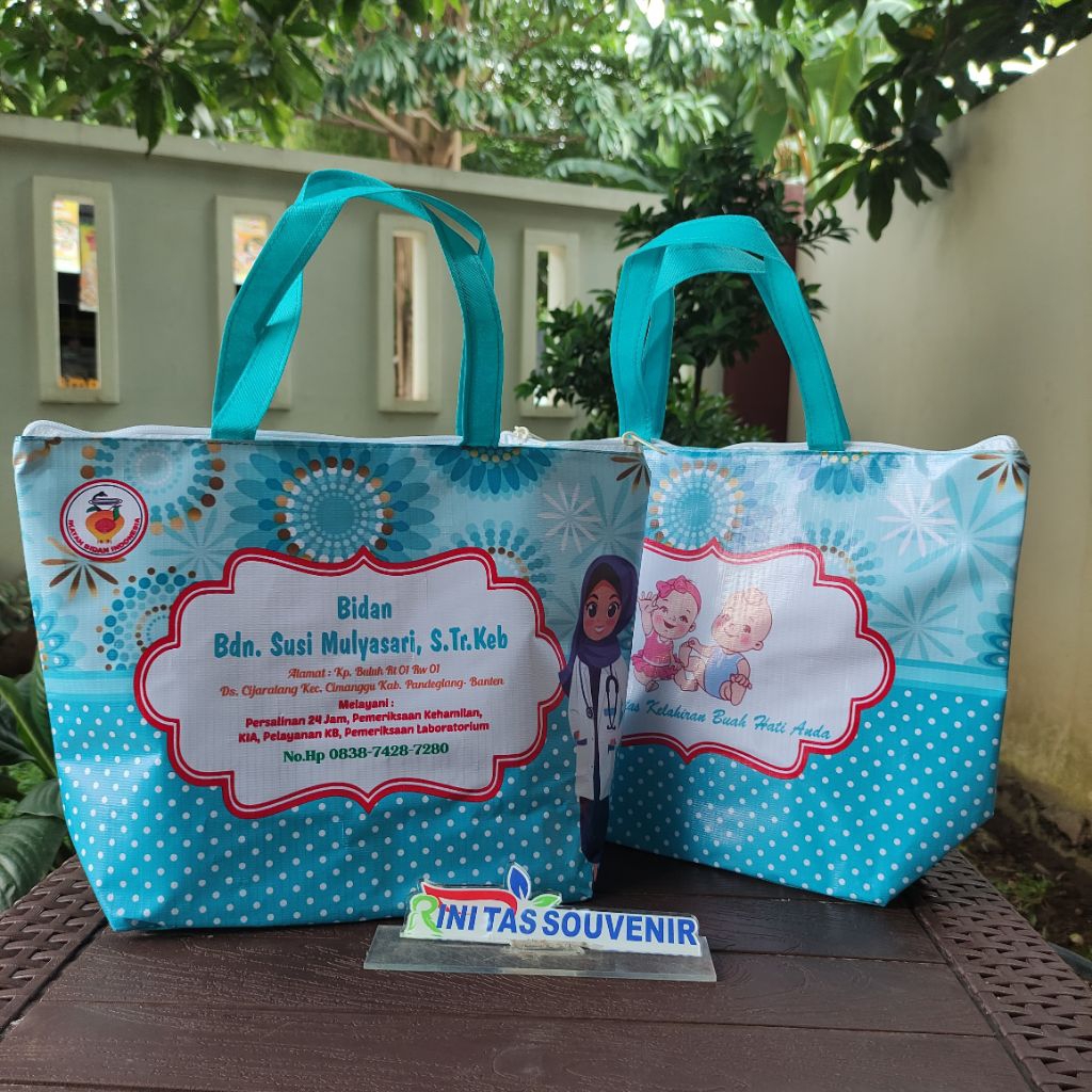 

TAS SOUVENIR RESLETING BIDAN TAS PARTUS BIDAN GAMBAR/DESAIN DEPAN DAN BELAKANG BEST SELLER
