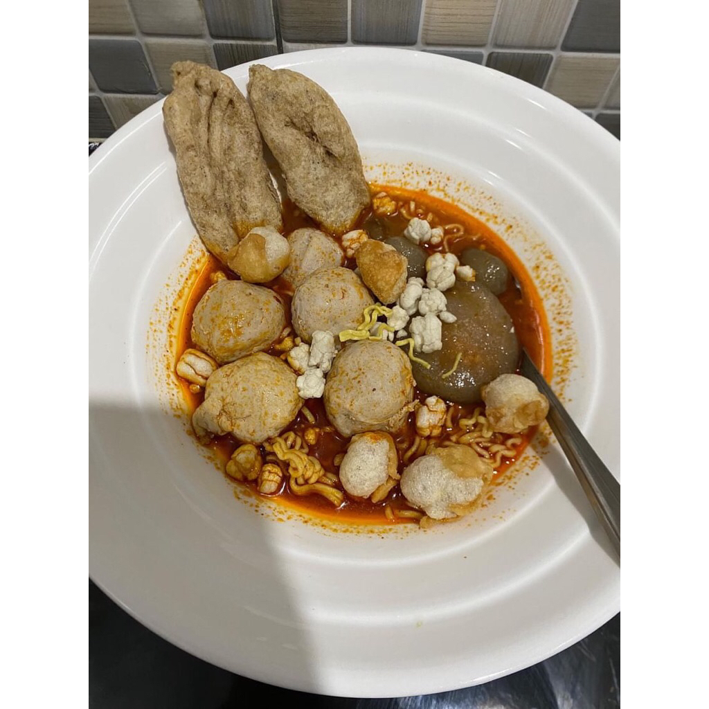 

BAKSO KUAH MERCON AISNACK