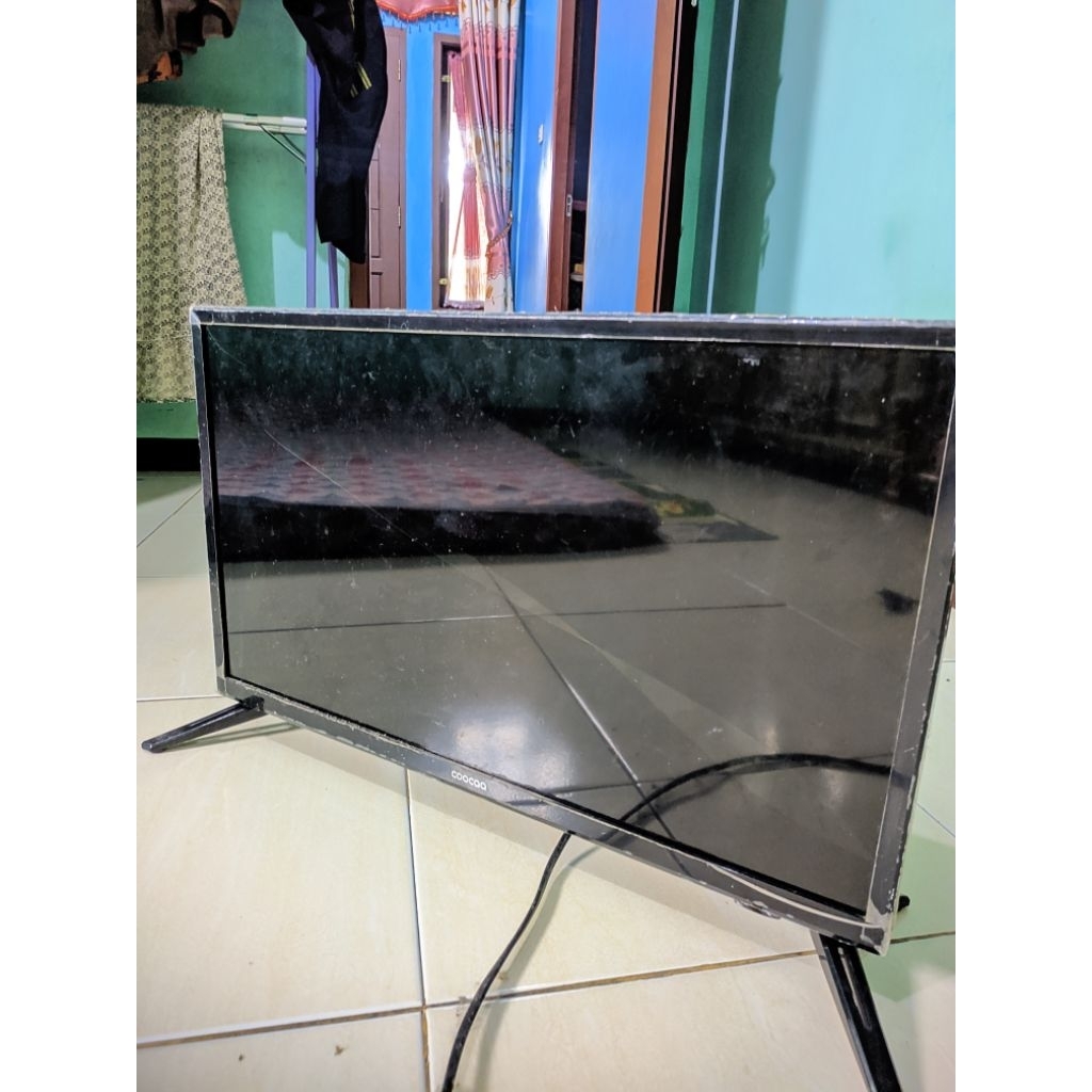 TV 24 inch Minus tv coocaa