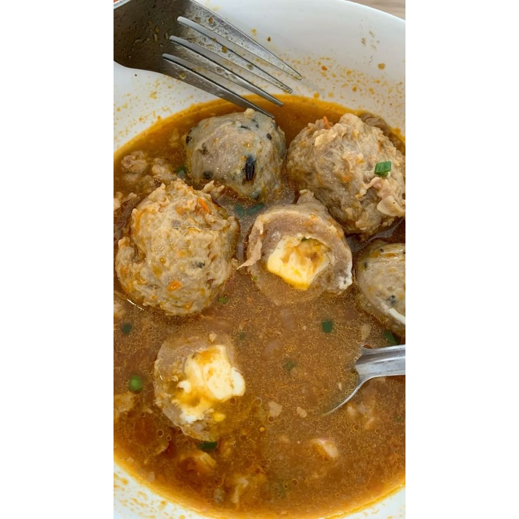 

baso aci cirawang tulang rangu sapi isi kezu mozarella lezat pedas