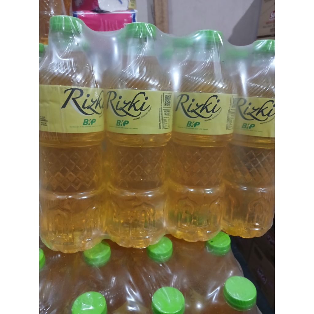 

minyak rizki 800 ml (1 slof)