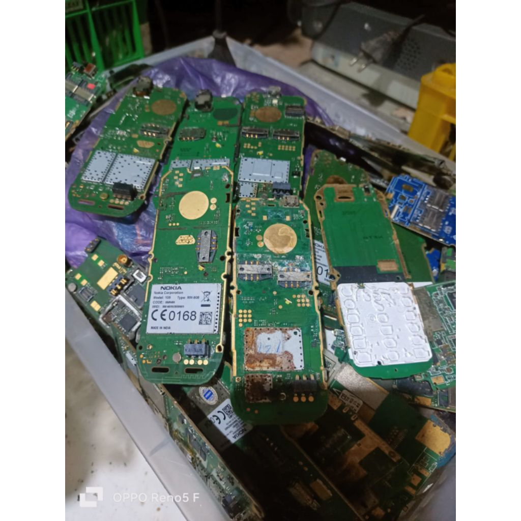 PCB hp cina cocok buat bahan leburan