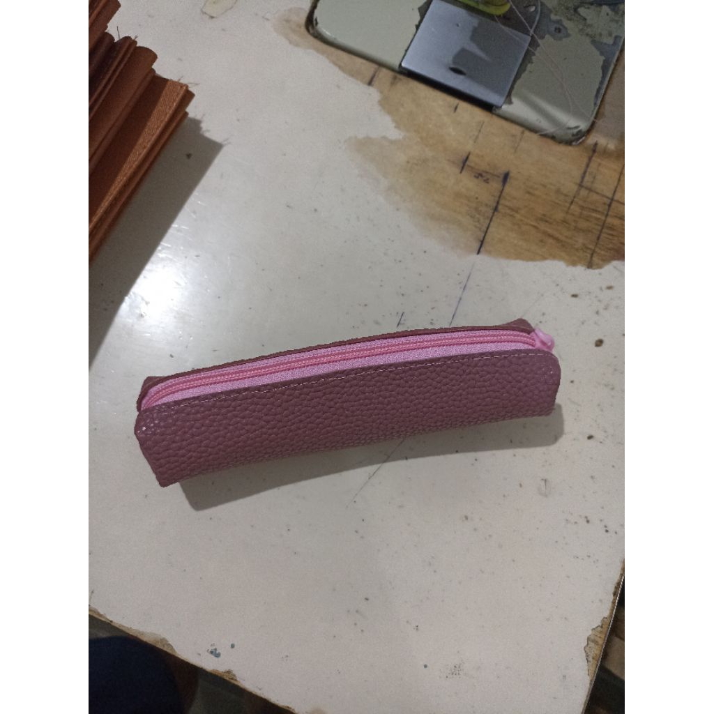 

tempatpensil/alatalatsekolah