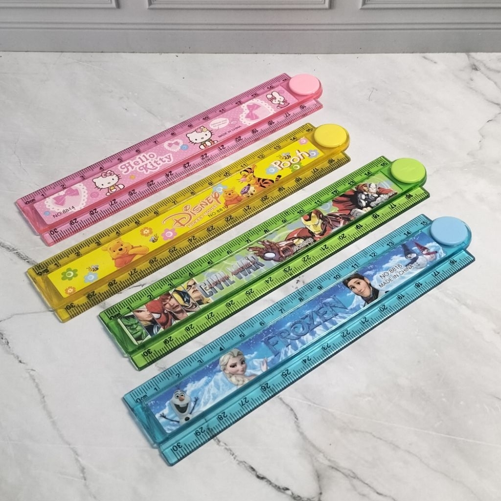 

Penggaris Lipat Motif Karakter Lucu 30cm