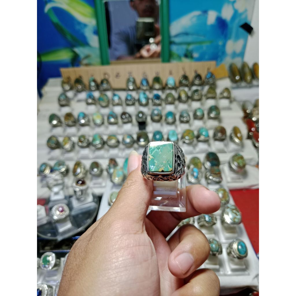 pirus persia serat Emas