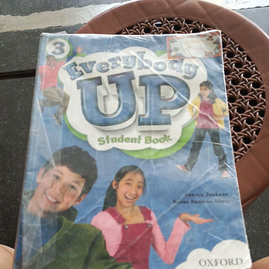 Preloved Everybody Up 3