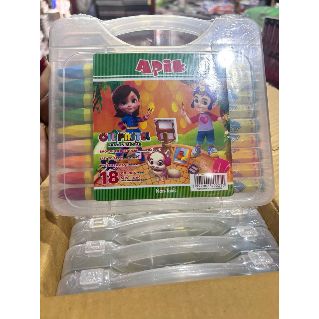 

KRAYON MINYAK/OIL PASTEL APIK 18 WARNA