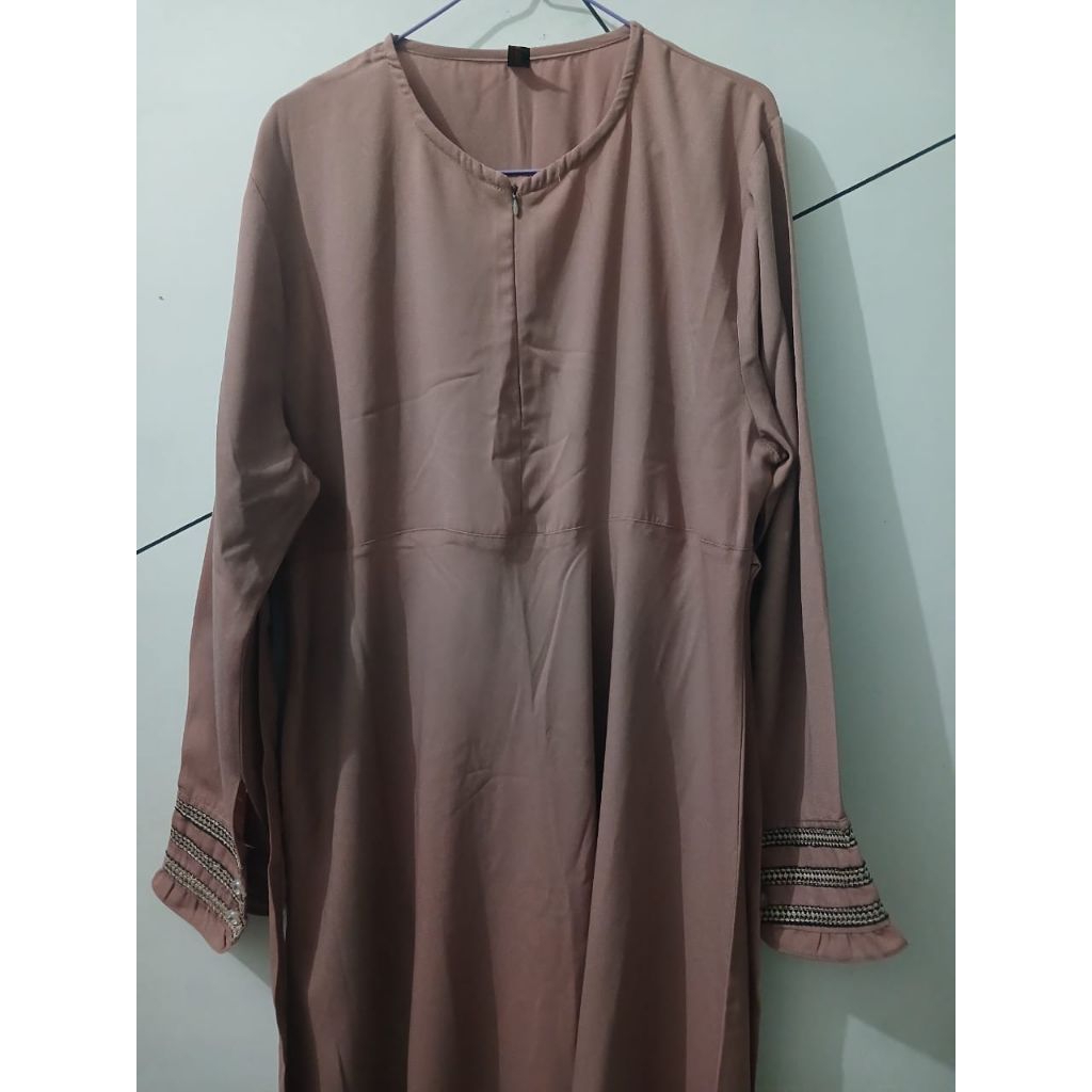 PROMO GAJIAANN... Gamis Wanita Warna Coklat Susu – Bahan Wollycrepe