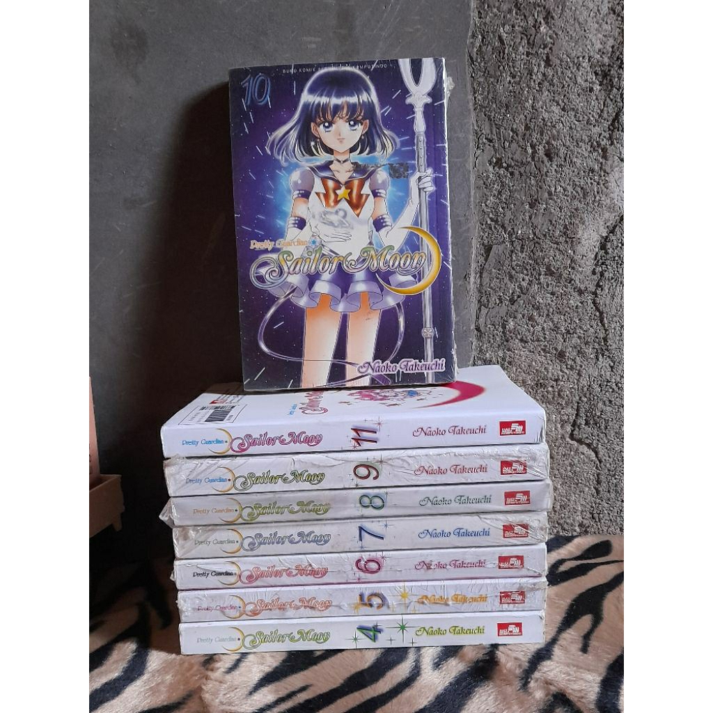 Preloved Set Komik Sailormoon Deluxe vol 4-11 (banyak yang masih segel)