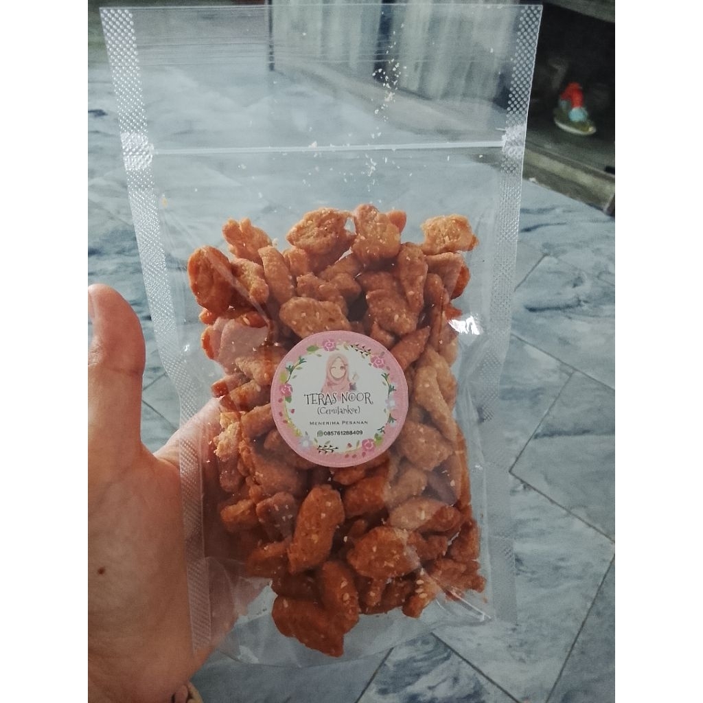

Ketapang Manis Wijen Khas Teras Noor