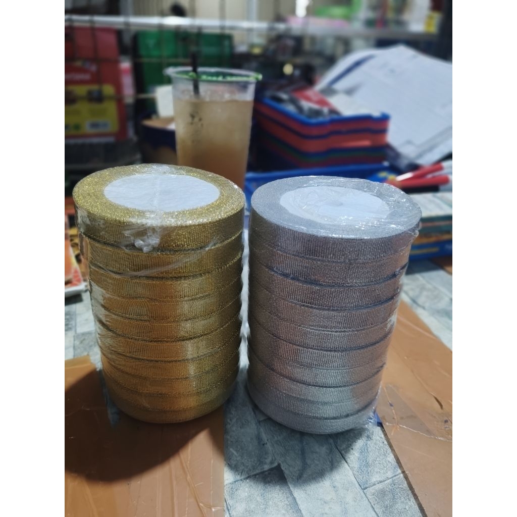 

(1 pcs ) PITA SATIN METALIK GLITER ½ inch 12mm