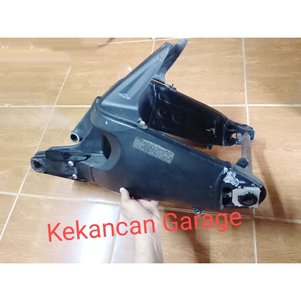 Swing ARM ZX-636 ZX-6R Original (PNP New Ninja 250fi 2018-2023)