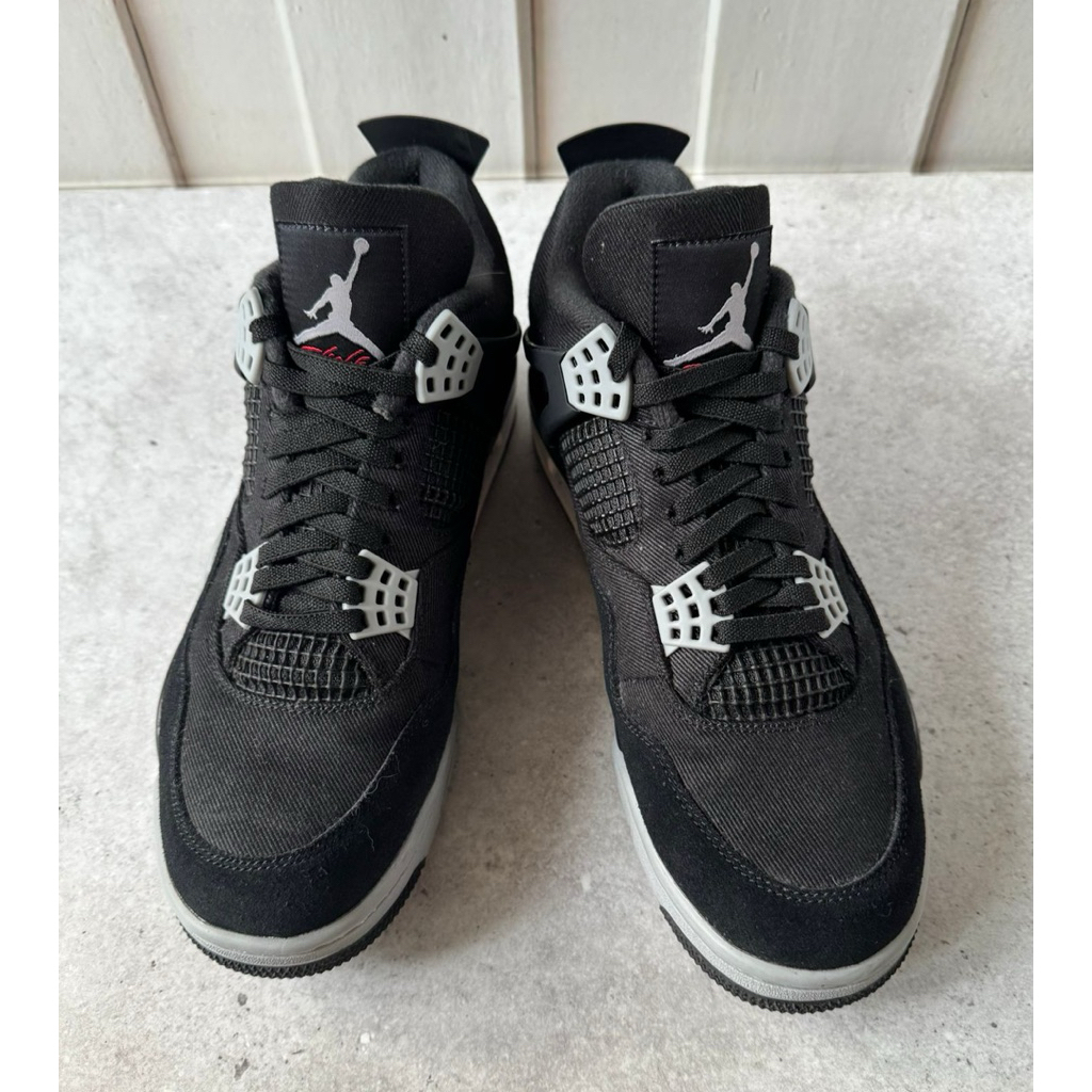 sepatu sneakers pria Air Jordan 4 Retro SE Black Canvas size 44 bekas preloved seken