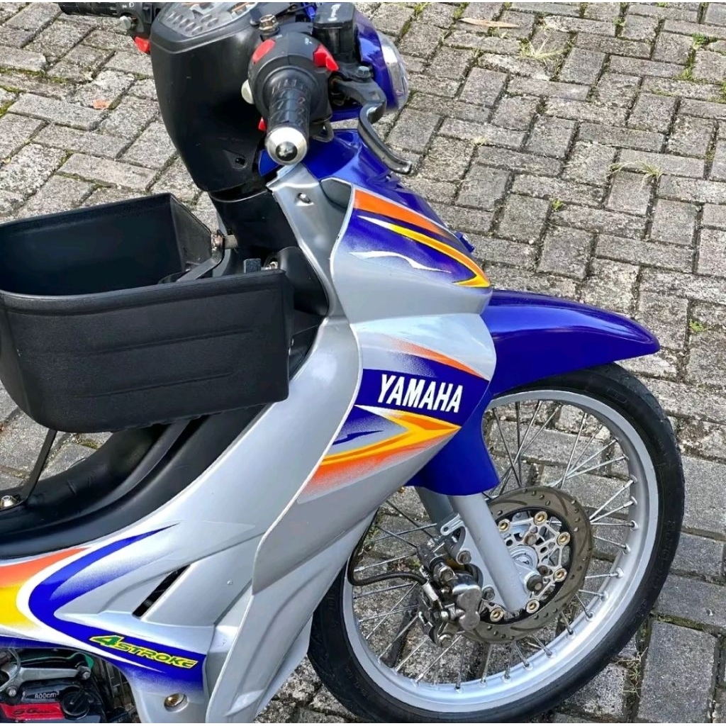 Striping Lis Sticker Standar Ori Yamaha Jupiter Z 2005 Biru Silver Sticker lis Decal Jupiter z Biru 