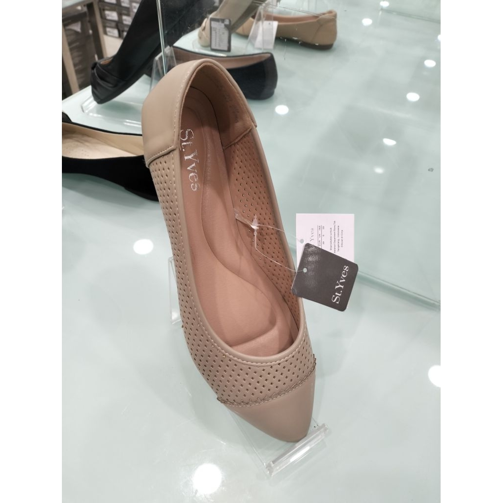 Sepatu flat St.Yves