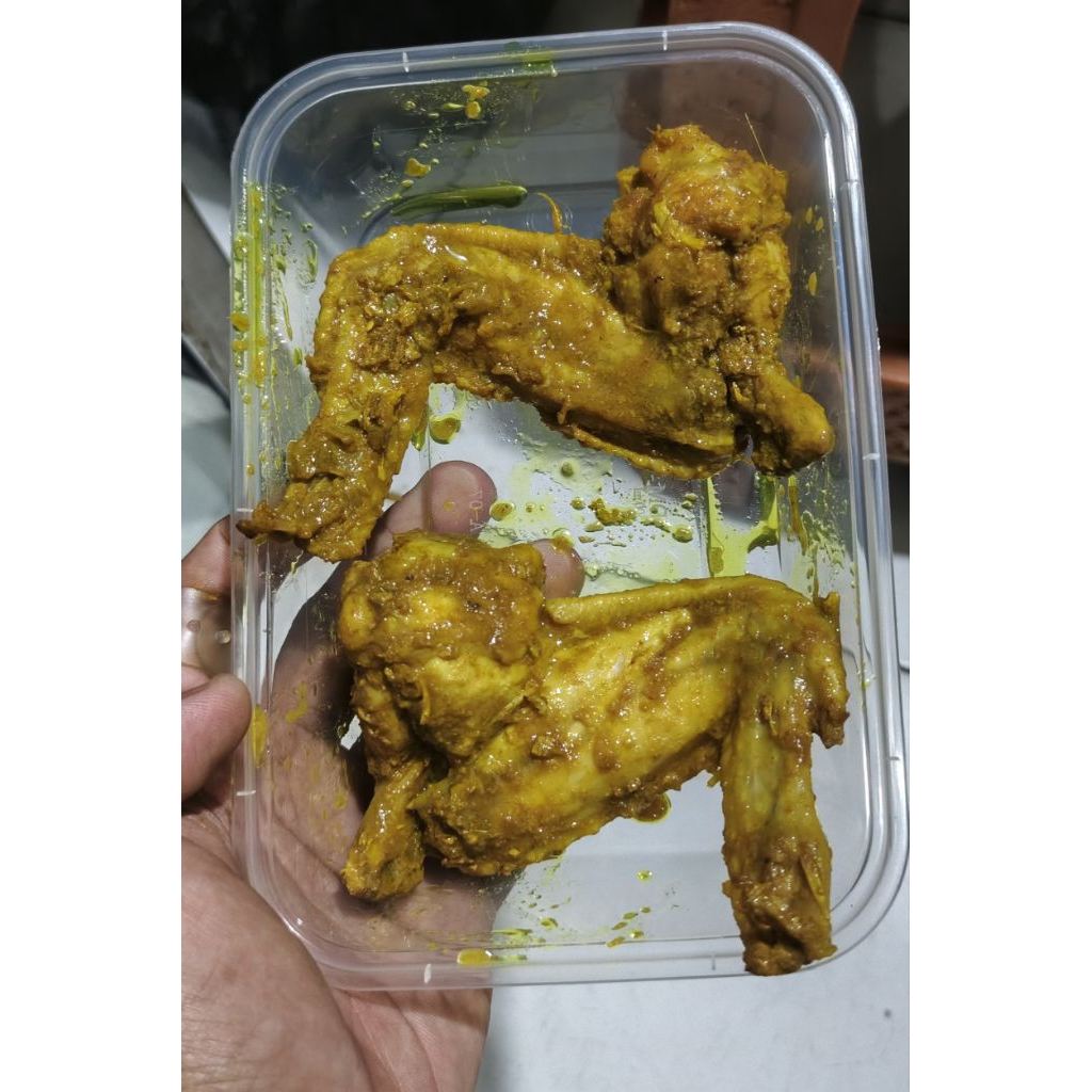 

ayam potong bumbu kuning (tinggal goreng)(sayap)(Tangerang)