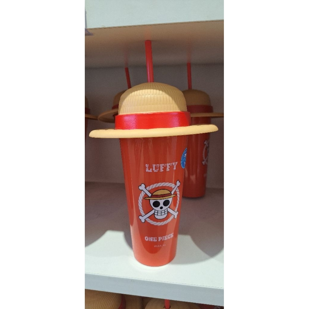 Miniso x OnePiece Tumbler One piece