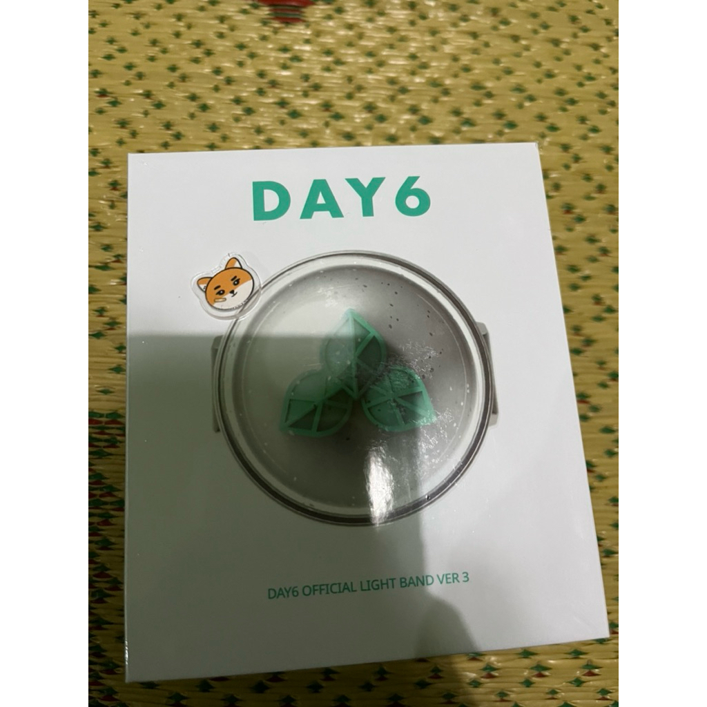 LIGHTBAND DAY6 VER 3 PRELOVED