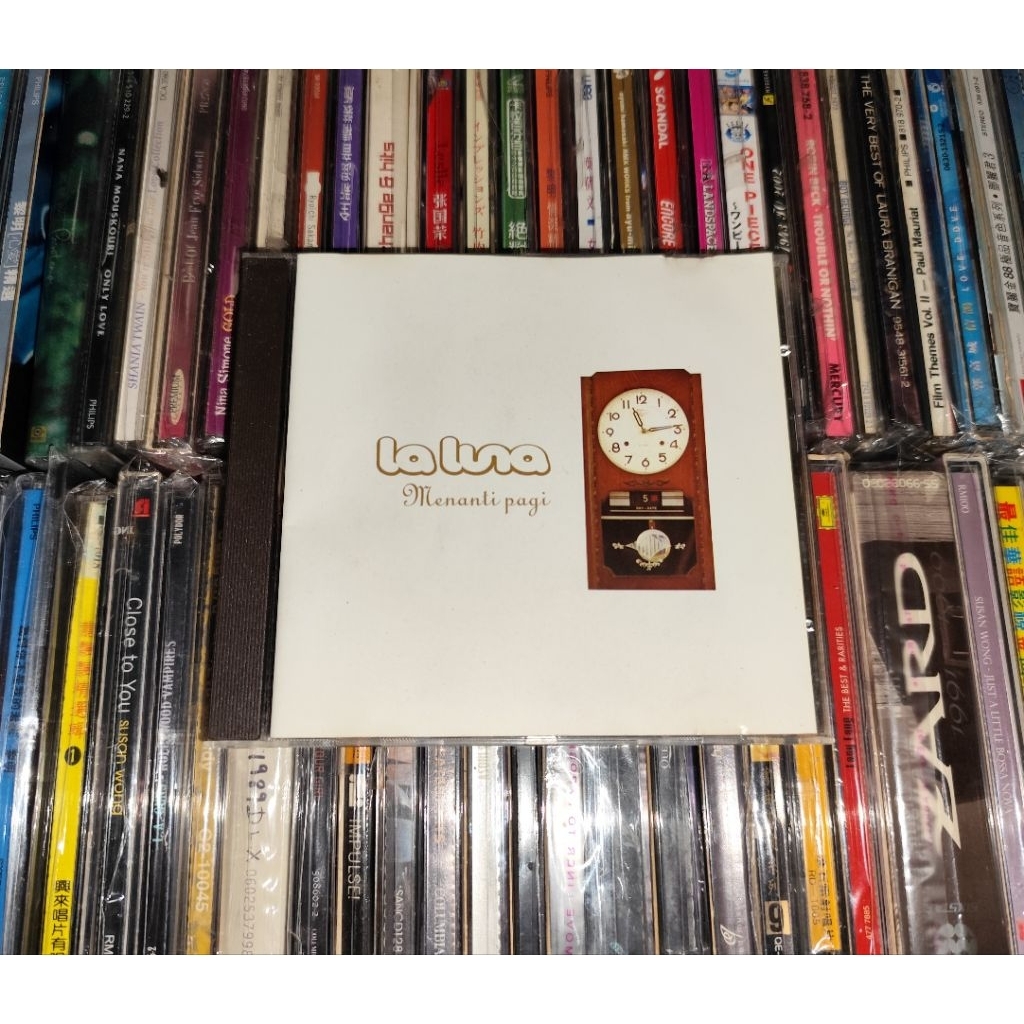 CD La Luna - Menanti Pagi Hits Singles Selepas Kau Pergi