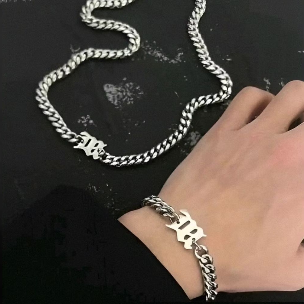 Buy 1 Get 1 Kalung Huruf M Titanium Anti Karat Model Korea + Bonus Gelang Pria Wanita Unisex