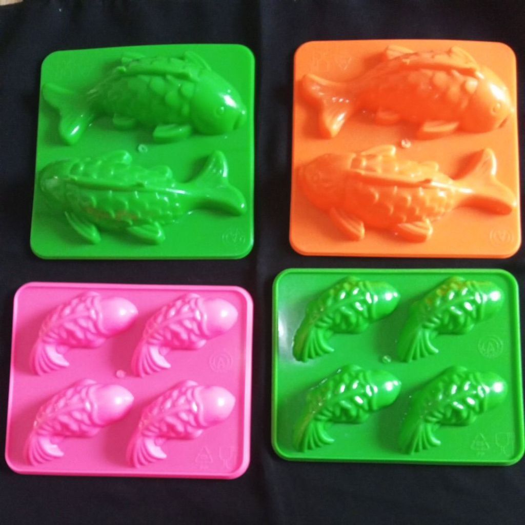 cetakan agar/ jelly puding bentuk ikan koi ukuran besar dan kecil