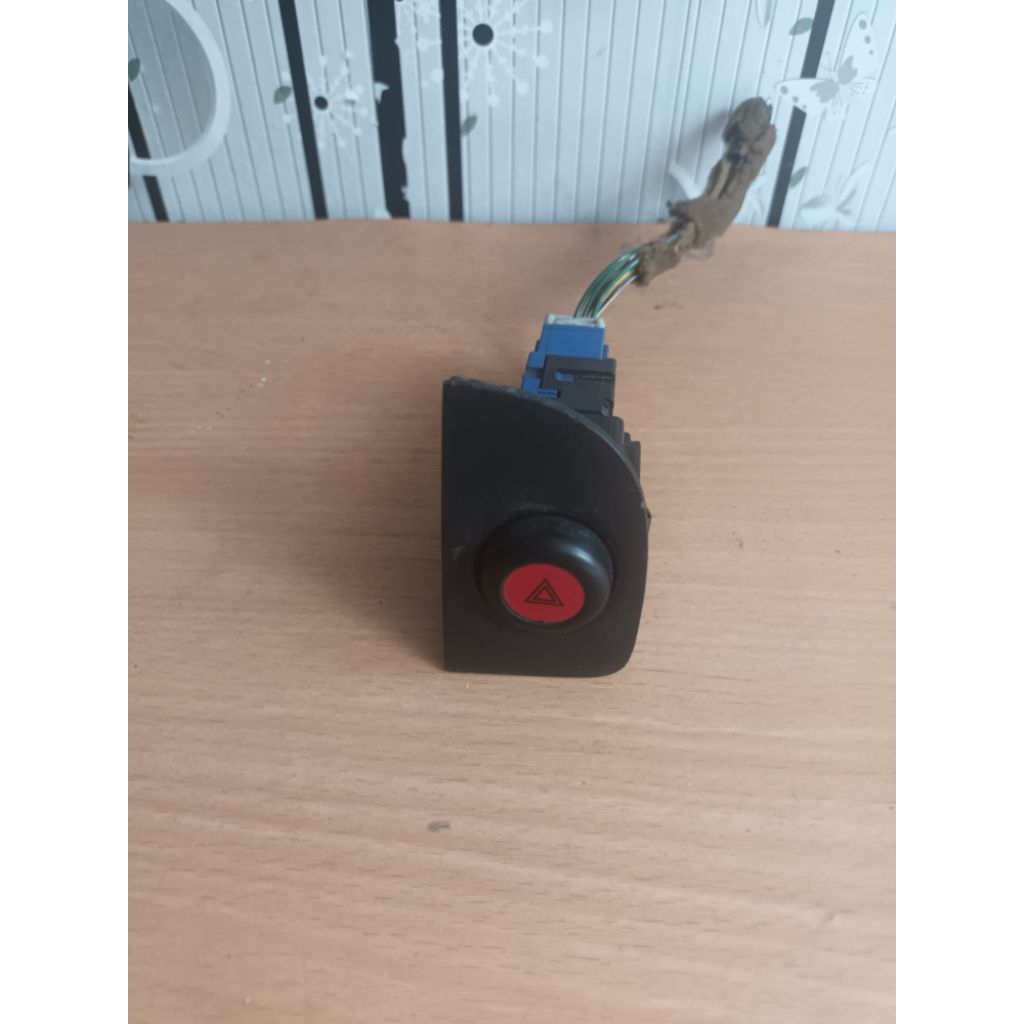 Tombol lampu mobil Civic ferio