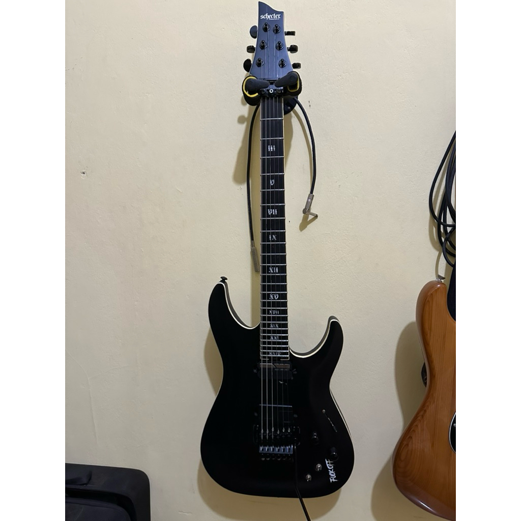 Schecter Diamond Series C-1 SLS FR-S Elite Evil Twin Satin Black + Free Hardcase
