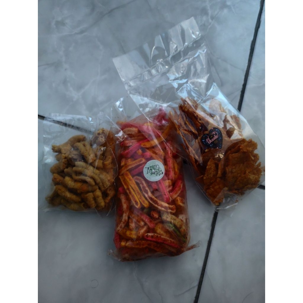 

keripik tempe, kentang goreng, keripik tempe