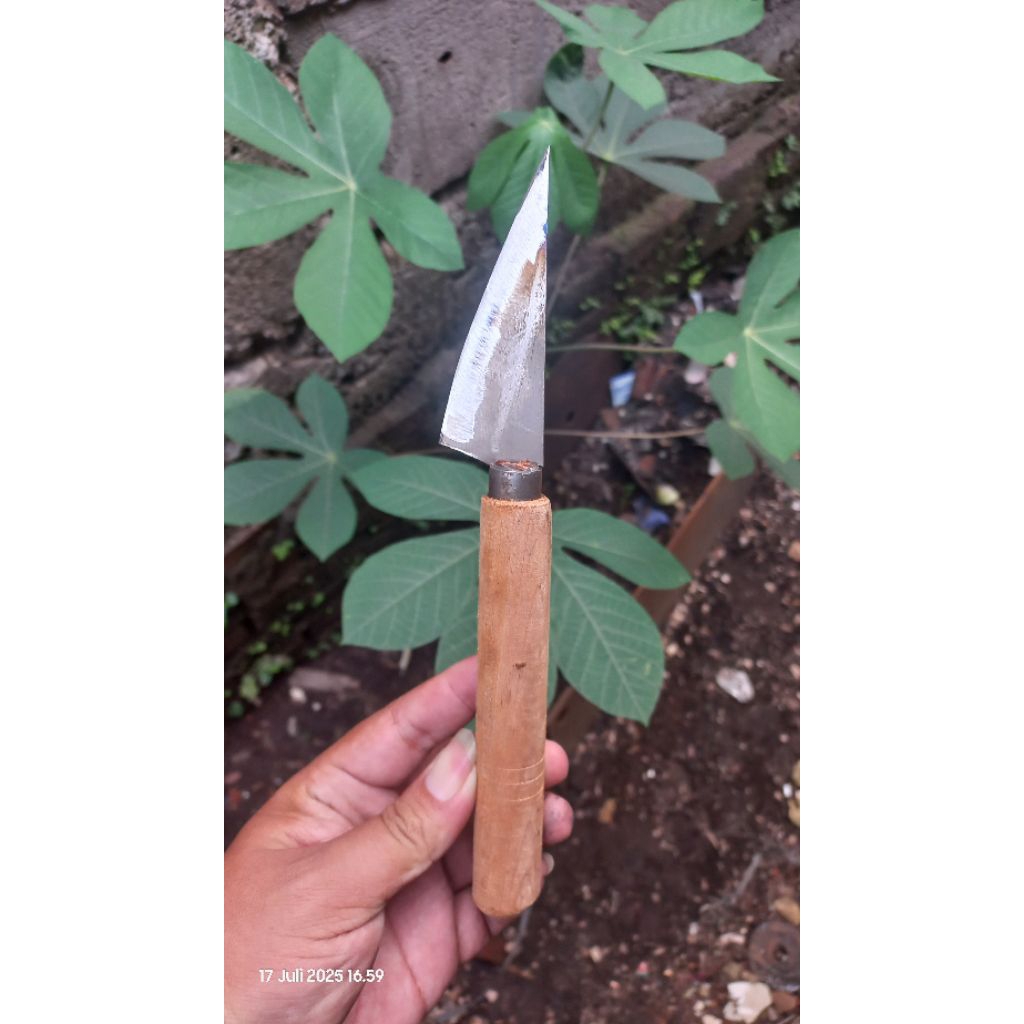 LAYANG PISAU LAYANGAN PISAU SERUT