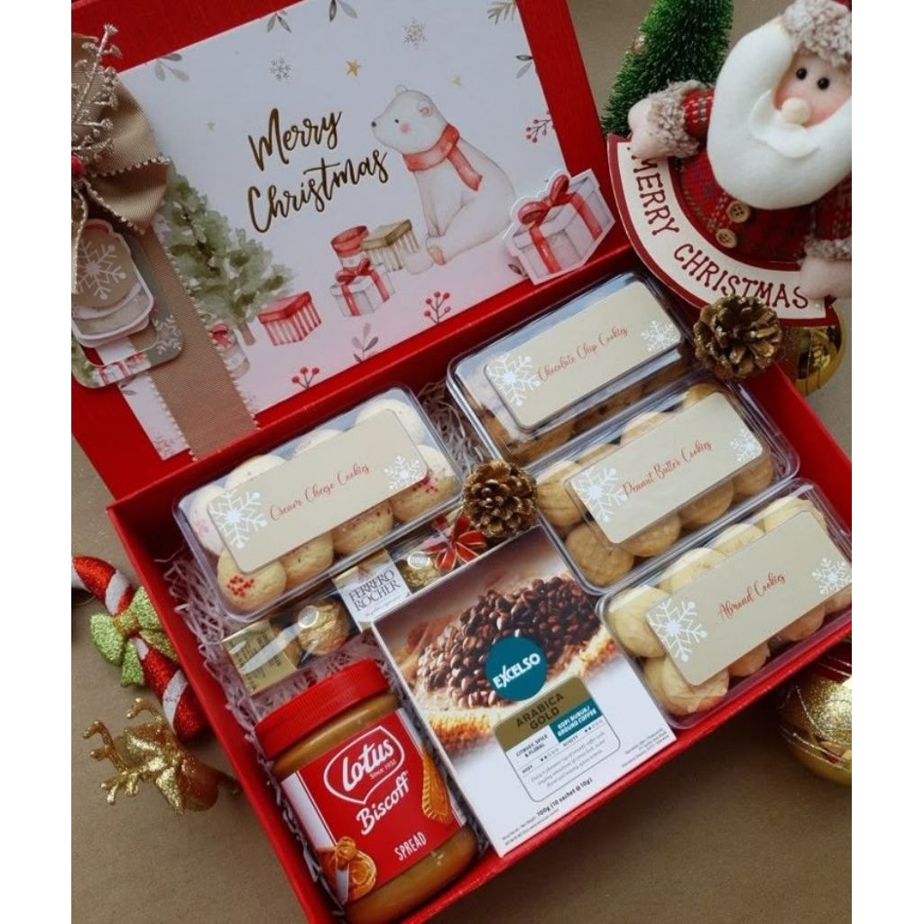 

Box C Paket 3. 4 Kue Kering + Coklat Ferrero + Coklat Nutella + Marsmellow + Kartu Ucapan. Hampers Edisi Natal.