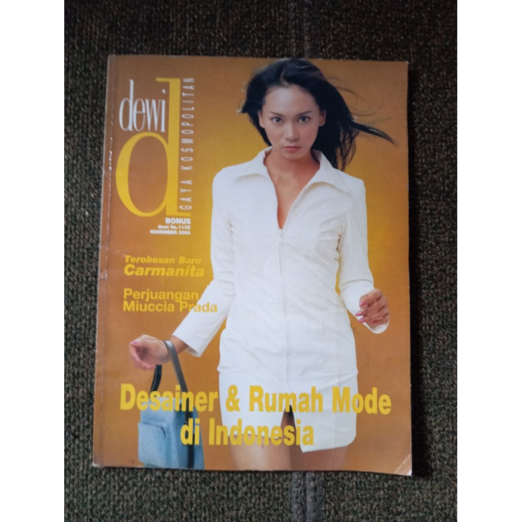 Majalah Dewi Gaya Hidup kosmopolitan november 2000