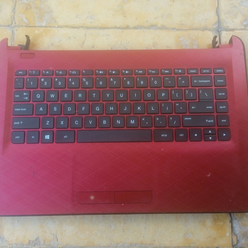Keyboard Laptop hp14-ac003tu bekas