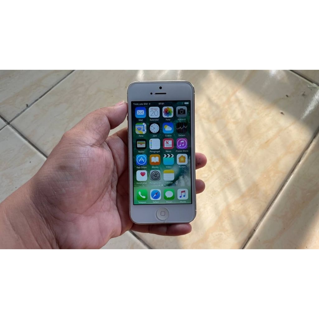 iPhone 5G 32gb J/A bypass