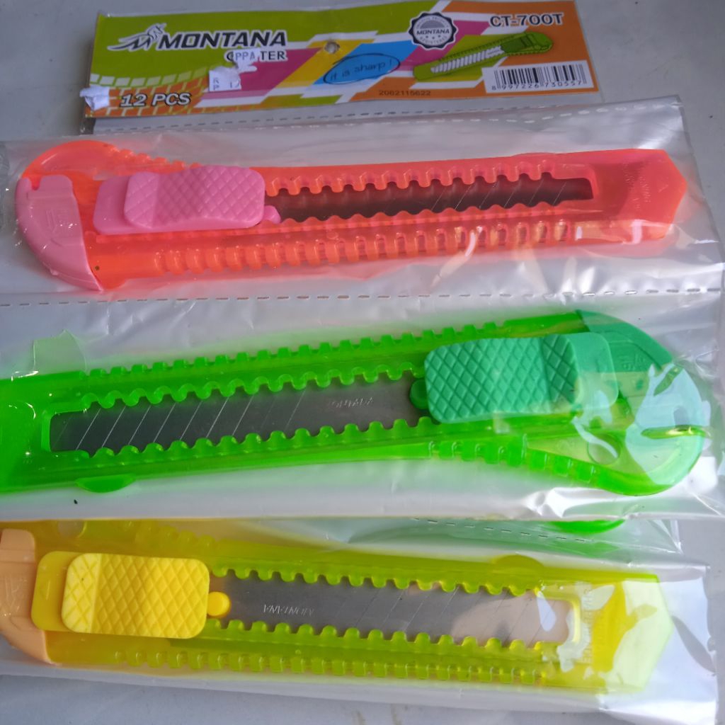 

cutter, pisau cutter, pemotong kertas