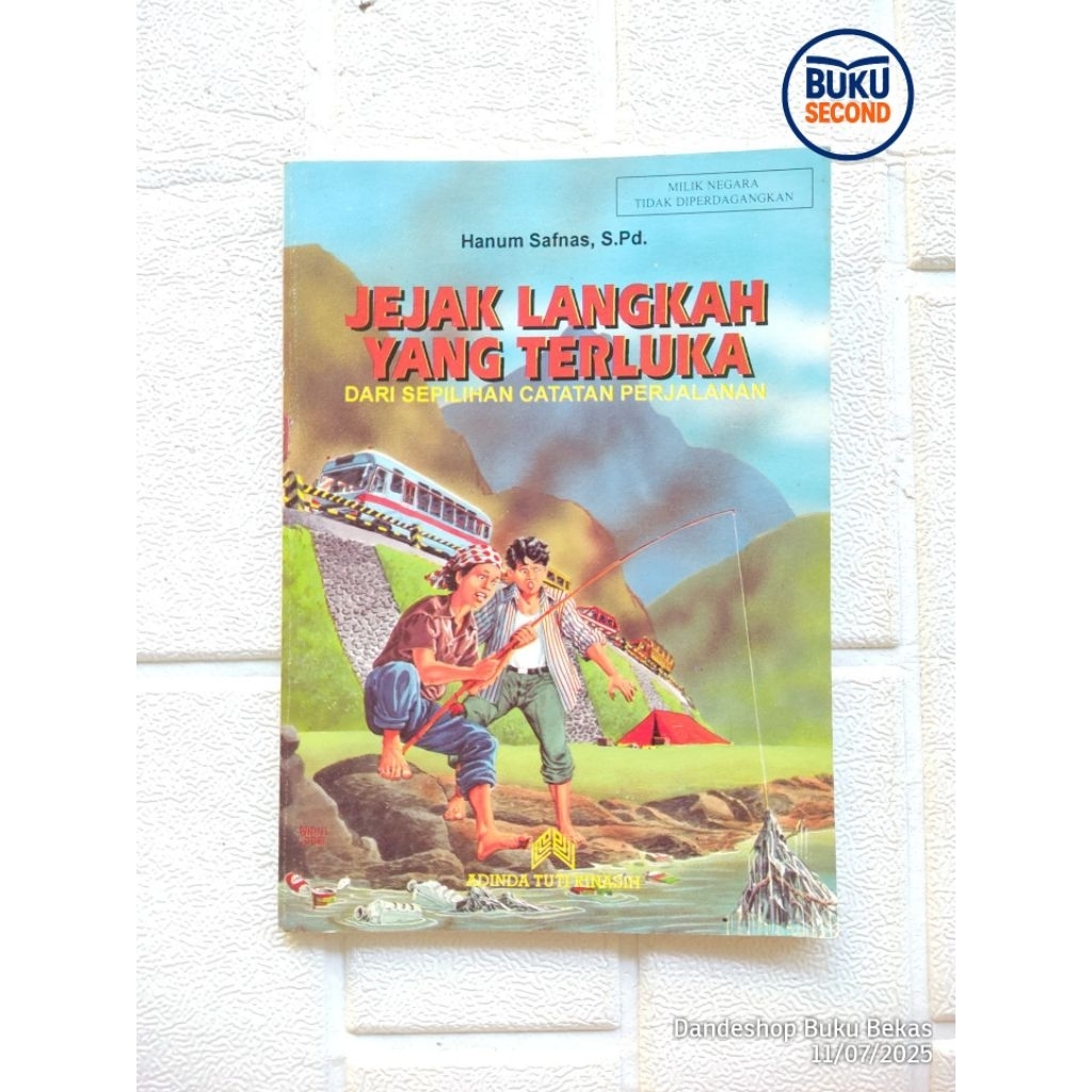 Jejak Langkah Yang Terluka dari Sepilihan Catatan Perjalanan oleh Hanum Safnas - Novel Buku Cerita K