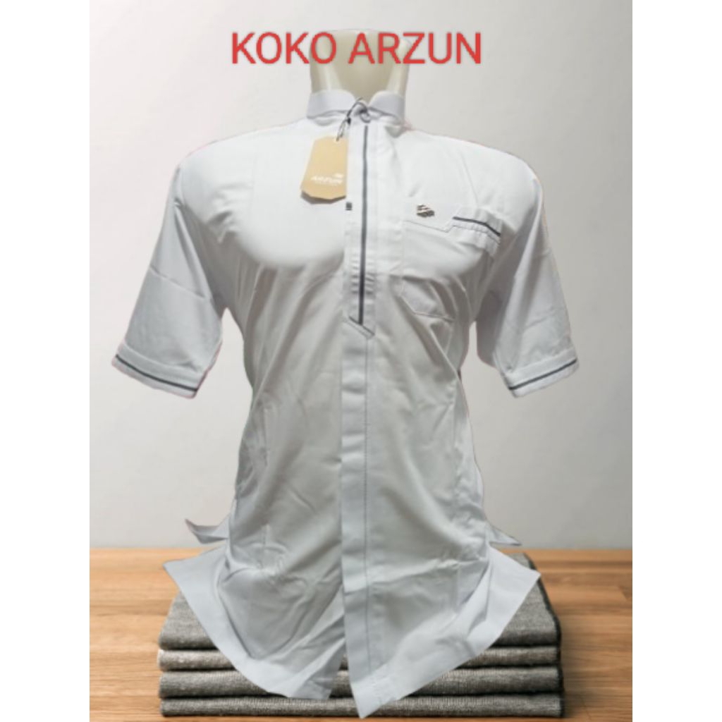 KOKO ARZUN PUTIH LENGAN PENDEK
