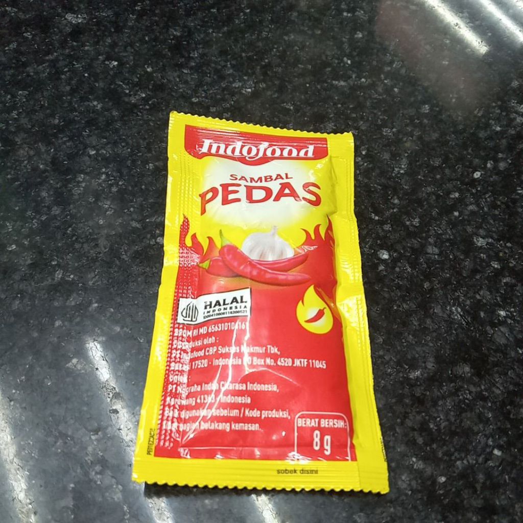 

SAUS SAMBAL PEDAS INDOFOOD BERAT BERSIH 8g HALAL BPOM RI