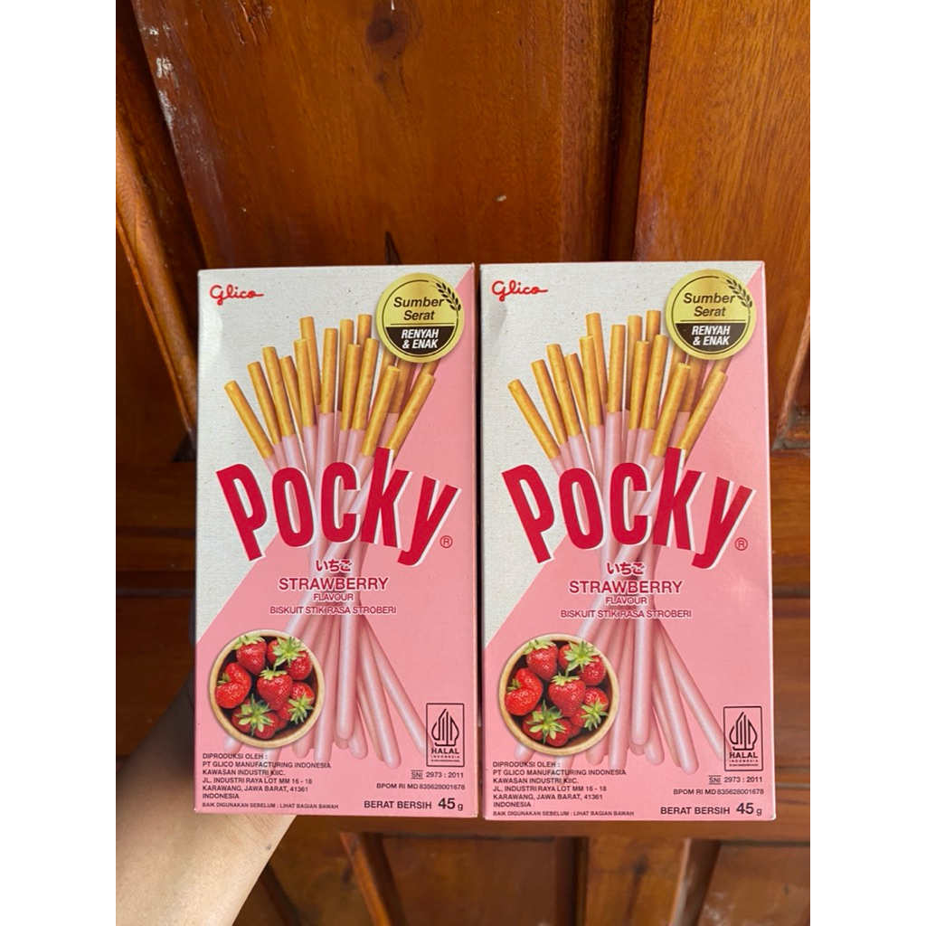 

Glico Pocky Strawberry Flavour Biskuit Stik rasa Strawberry 45gr