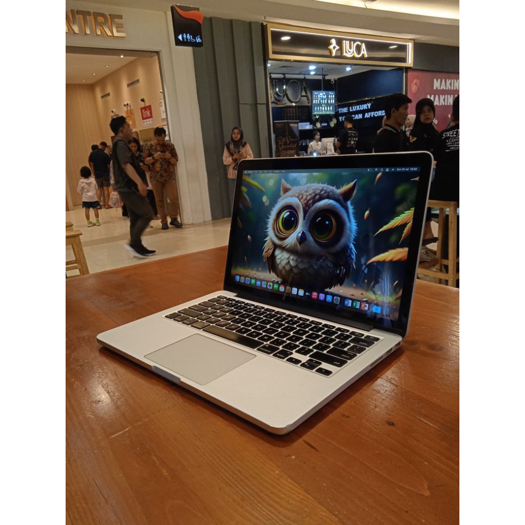 MACBOOK PRO RETINA 13 INCH 2015 i5 8/128GB