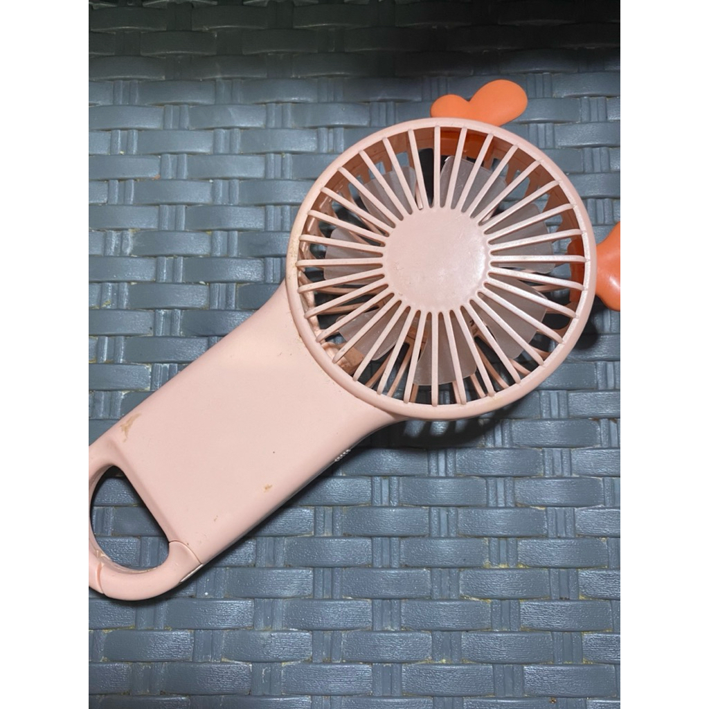 Mr Diy Kipas Portable Mini Genggam Daily Gantung Charger Fan Portable PRELOVED LIKE NEW