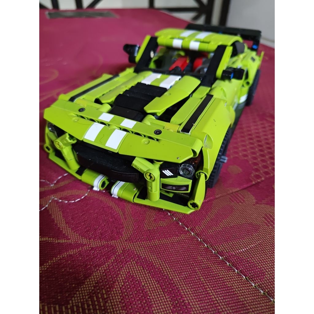 Lego Technic Ford mustang