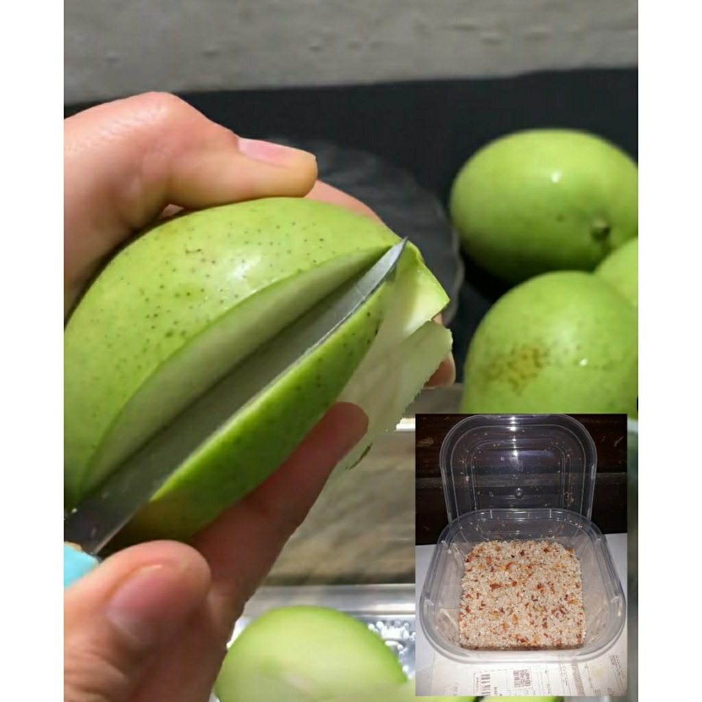 

Mangga Muda Rujak Campur 1kg + Sambal Kering Thailand