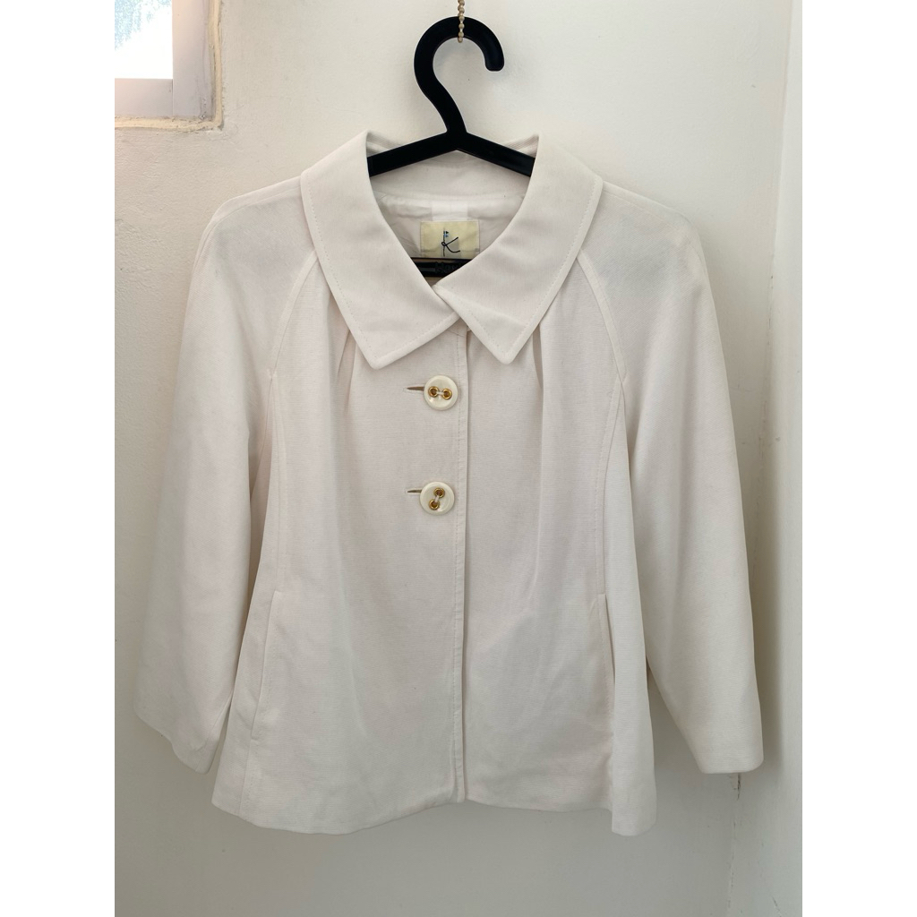 PRELOVED Outer Blazer Casual Wanita Putih